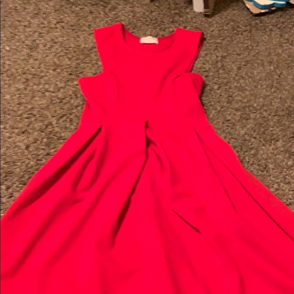 Perfect for a red dress gala